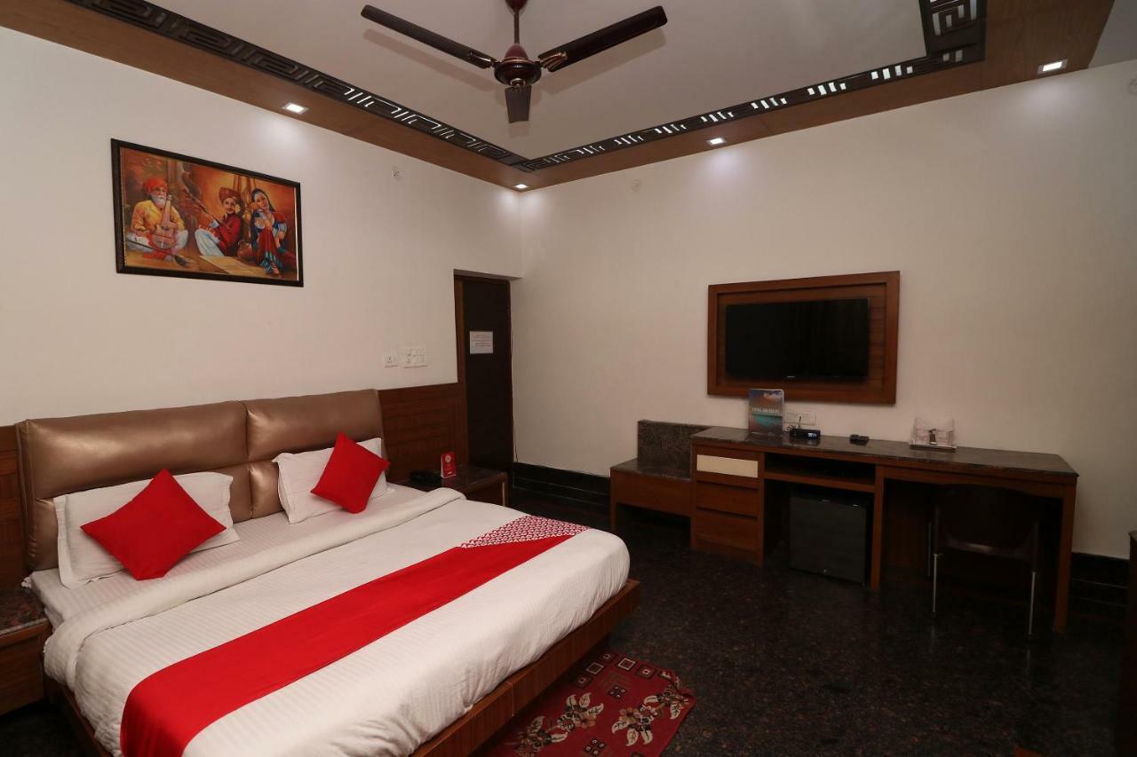 Oyo 10448 Green View Home Stay 데라둔 외부 사진